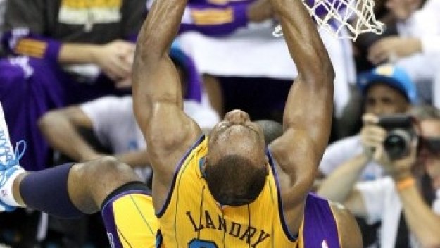 Коби и Пау възстановиха логиката