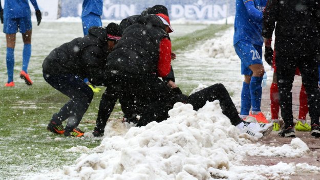 Стойчо Младенов: Не искам аз да убивам Левски