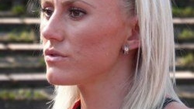 Тезджан Наимова отпадна на полуфинала на 200 метра