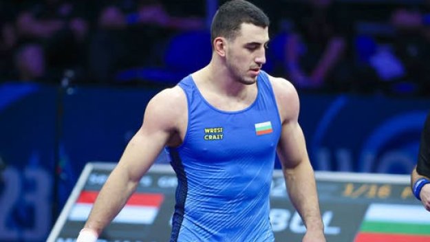 Сребро! Семен Новиков загуби финала и е втори в Европа