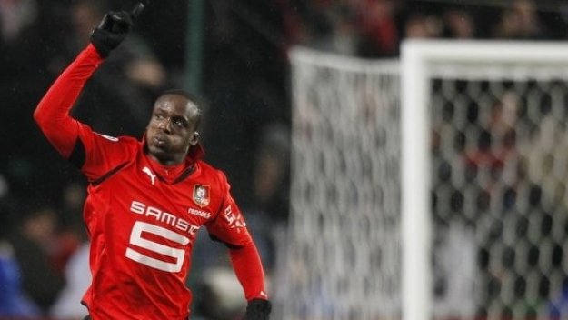 Рен надви Ланс и оглави класирането в Лига 1