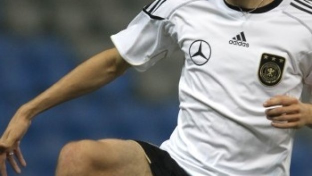 Мюлер: Феновете ще бият турците, ако не нападат