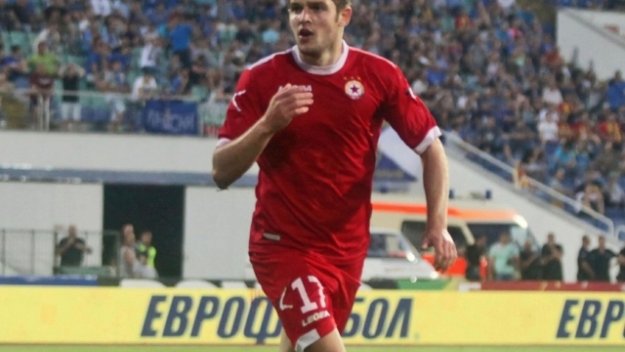 Головата машина на ЦСКА ще продължи да къса мрежите