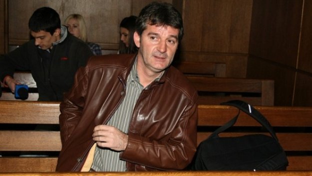 Емил Костадинов: Първо ще продаваме, после ще купуваме