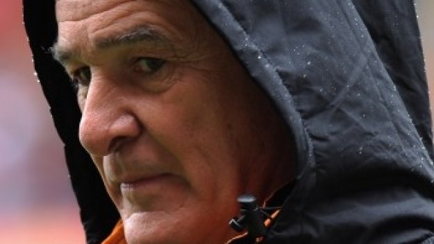 Раниери поема Наполи?