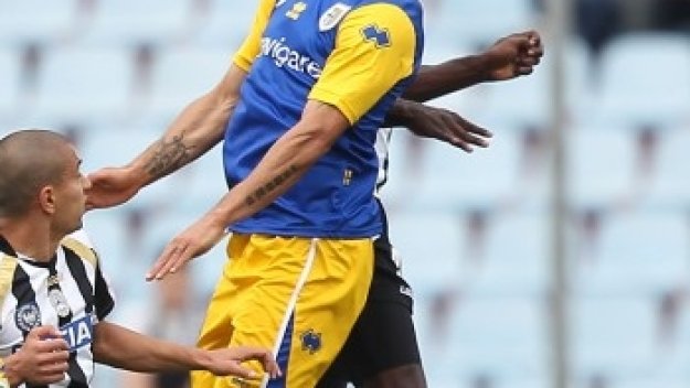 Амаури може да напусне Ювентус в посока Наполи