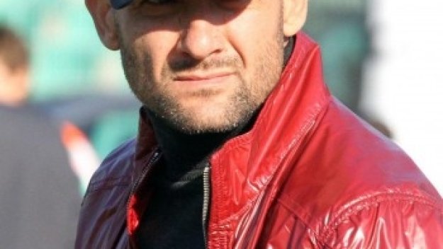 Радуканов поиска вот на доверие от Ботев