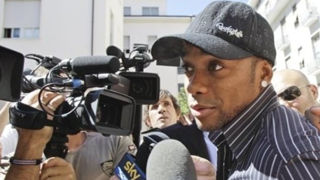 Робиньо е в Милано, кара медицински прегледи