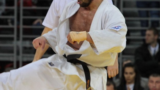 Стилиян Петров: Стилиян Петров може да стане шампион по карате