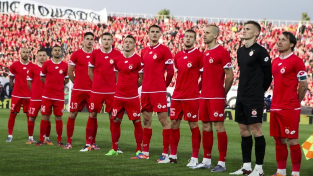 Gol.bg пита: Кого подкрепяте в битката за ЦСКА – Ганчев или Божков?