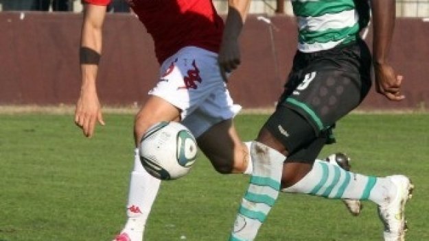 Левски ще трябва да извади 500 000 евро за &quot;Пантерата&quot;