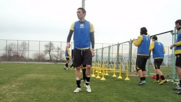 Вкарал на Челси в ШЛ с първа тренировка за Ботев Пловдив