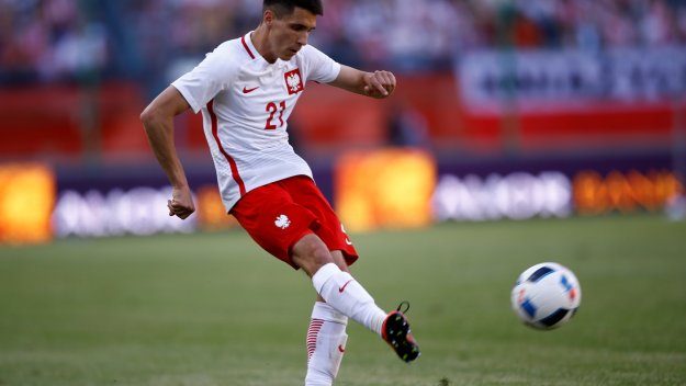 Лестър уреди полската сензация Бартош Капустка