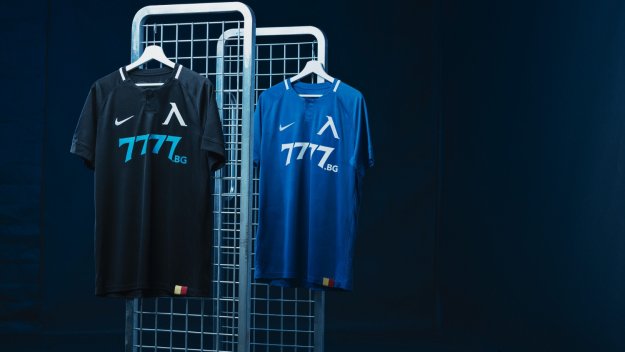 SPORT DEPOT представя официалната нова екипировка на Левски