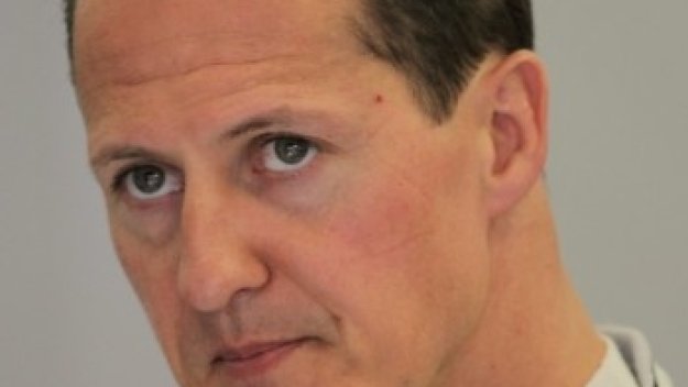 Култард: Шумахер да помисли за отказване