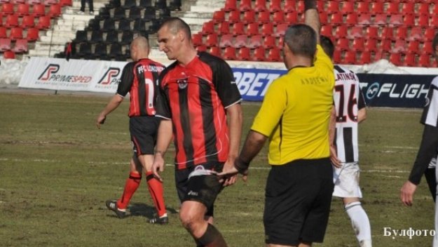 Ботев Враца не прояви милост към Локомотив София