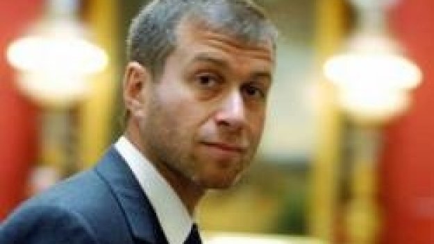 Абрамович ляга под ножа, контузи се на мач