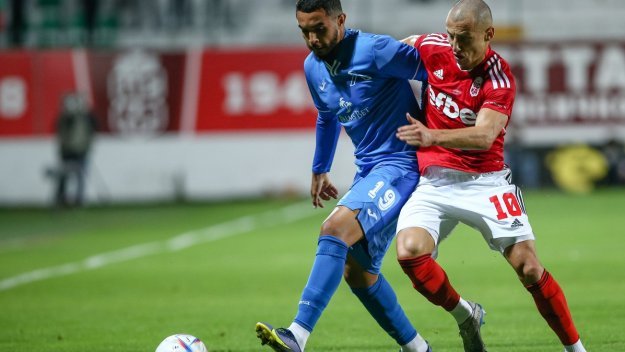 Шоуто продължава: Нови два мача от Първа лига ще се изиграят днес