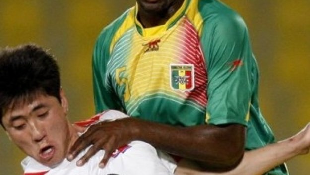 По 200 000 евро на сезон за Диамутен в Левски