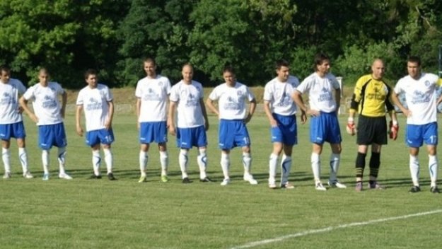 Треньорът на Светкавица изплака: Боксова круша сме