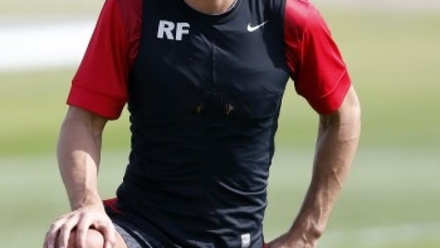 Рио Фърдинанд все още е в плановете на Рой Ходжсън