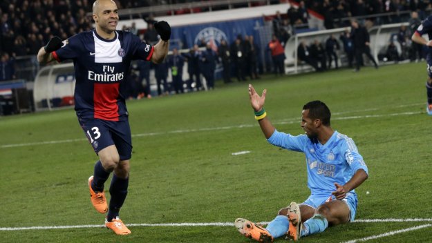 Милан взема двама за нула евро