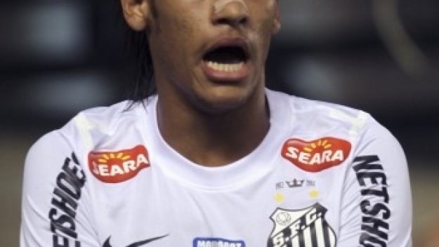 Дани Алвеш призова Неймар да бъде привлечен на “Камп Ноу”