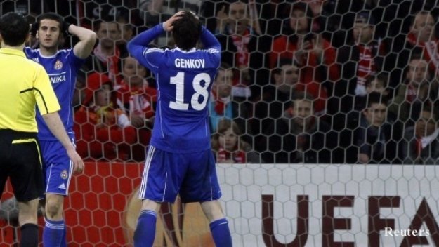 Висла спечели дербито с Краковия, Генков със &quot;сух&quot; мач