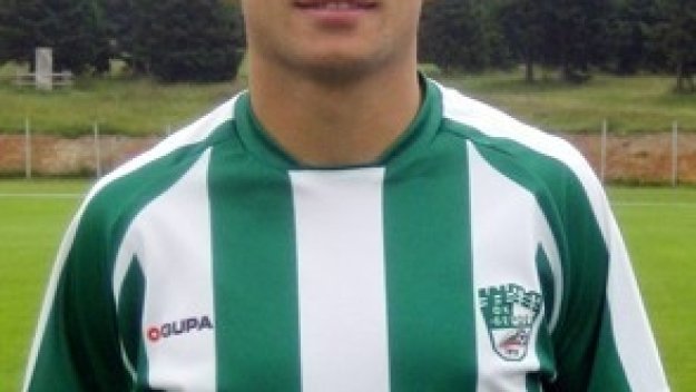 Левски цака ЦСКА за халф на Берое