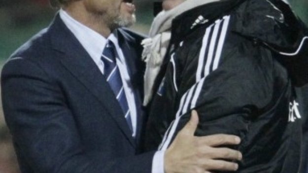 Франк Арнесен: Хамбургер няма да изпадне