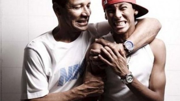 Сапунка: Бащата на Неймар направил бебе на любовницата си