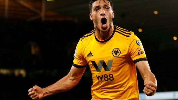 Вълците показаха зъби, Челси вече е далеч от лидерите