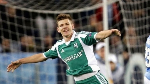 Роман Безяк може да заиграе в Бундеслигата