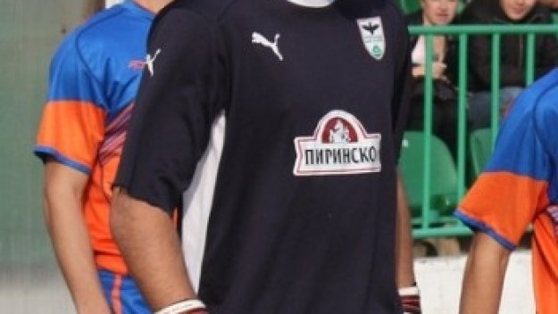 Локо (Пд) хареса вратаря на Пирин