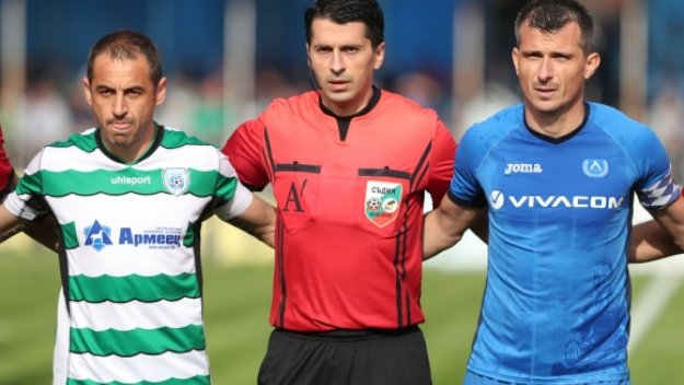 Изгонен от Левски отиде при Гонзо