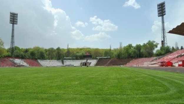 Армейците празнуват ЧРД в четвъртък