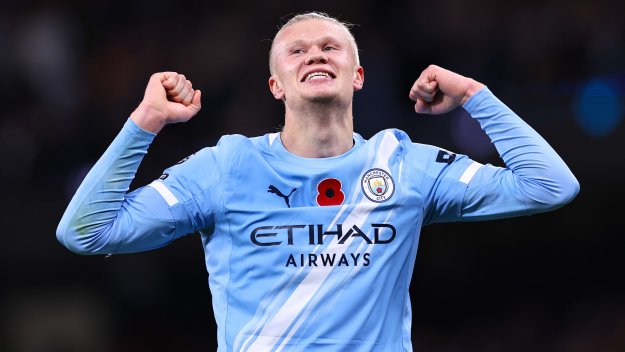 Холанд пак заби два, Ман Сити вече е втори в класирането