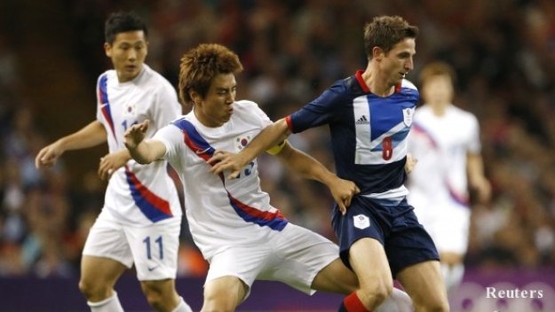 Суонзи извива ръцете на Ливърпул за Джо Алън