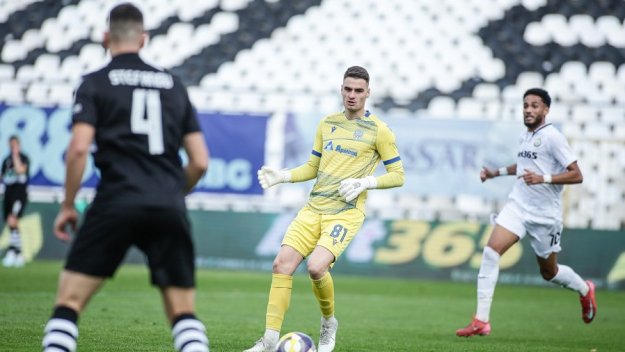 Tомов – пазителят на „Тича“