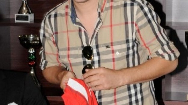 Зику ще прибира по 400 000 евро на година в ЦСКА