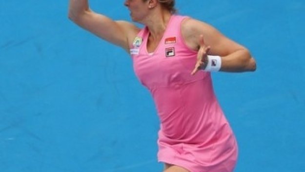 Клайстерс бие, Возняцки с изненадваща загуба