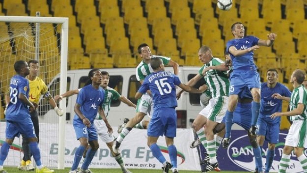 Защитник на Берое аут за мача с Левски за Купата