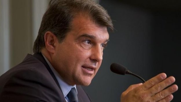 Лапорта отново атакува Росел