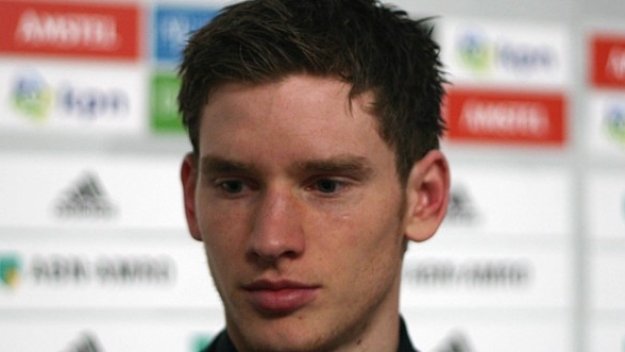 Венгер взима звезда на Аякс