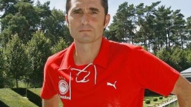 Ернесто Валверде пое Виляреал