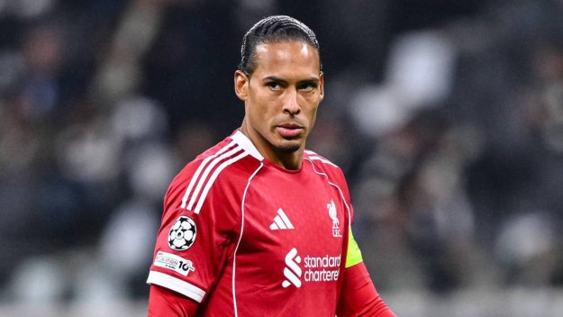 Ван Дайк се "озъби" на Руни в интересна размяна