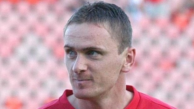 Бивш играч на ЦСКА подписа със Славия