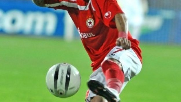 ЦСКА пазари Делев за Турция и Русия