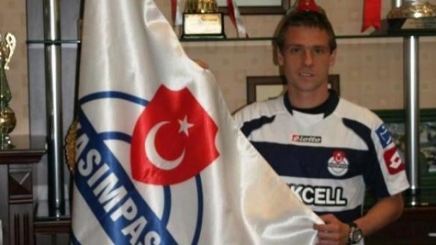 Хичо не спира да бележи в Турция