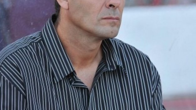 Херо би шута на мароканец